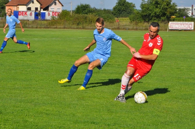 Prošlosezonski duel Laktaša i Slobode  Foto/FK Laktaši