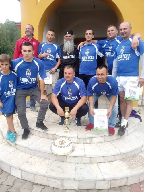 Pobjednička ekipa na Memorijalu "Sveštenomučenik Boban Lazarević"