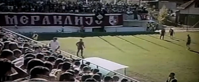 Meč između Radničkog i Sinđelića na stadionu Mašincafoto: Youtube / Printscreen