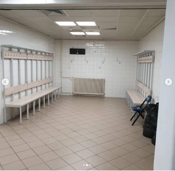 Kauboju očistili svlačionicu Štark Arene