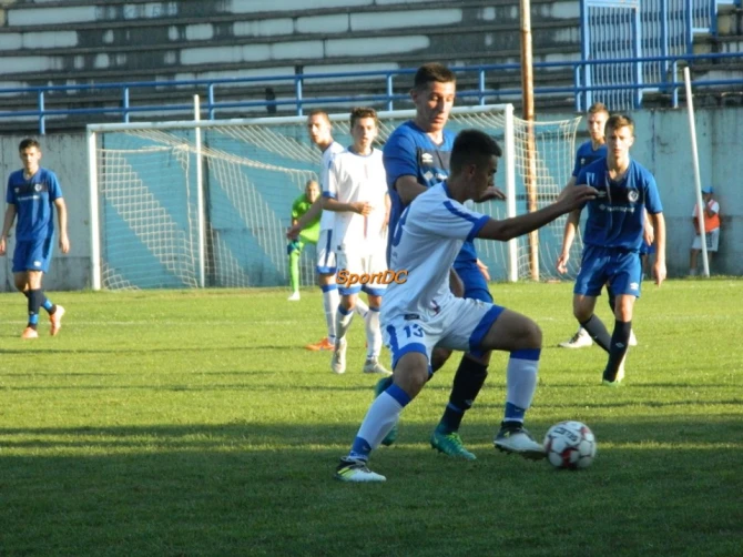 Dfbfb