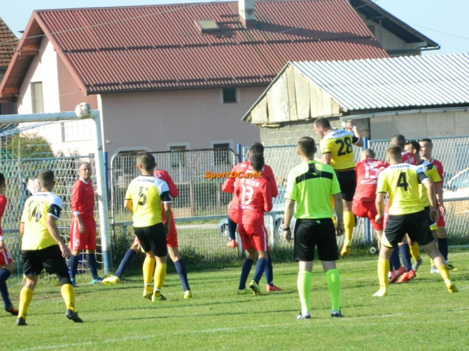 Trenutak kada Stojanović postiže gol za 3:0