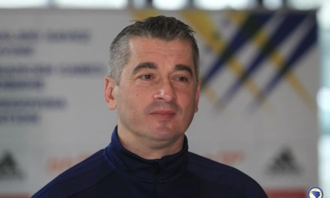 Adnan Ćustović