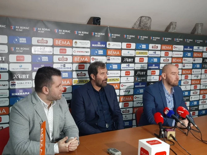 Veselin Vujović sa predstavnicima RK Borac