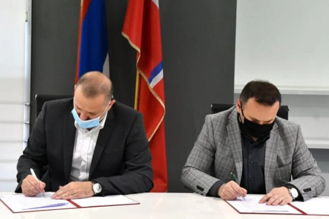 Kuvalja i Ćosić
