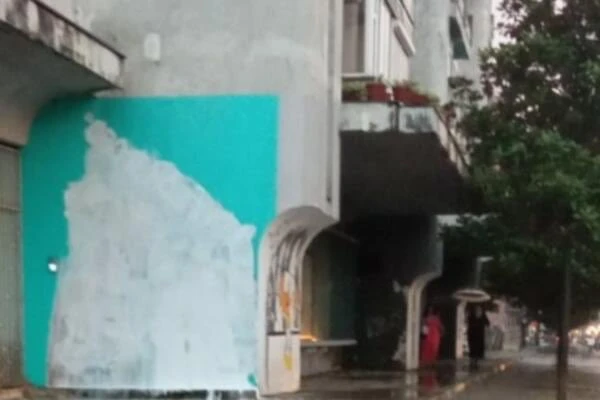Mural prekrečen