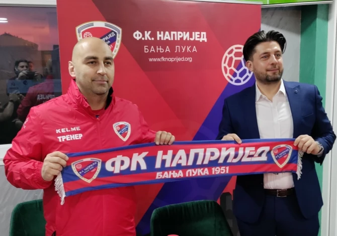 Nebojša Anđelić, trener i Vladimir Rosić predsjednik FК Naprijed