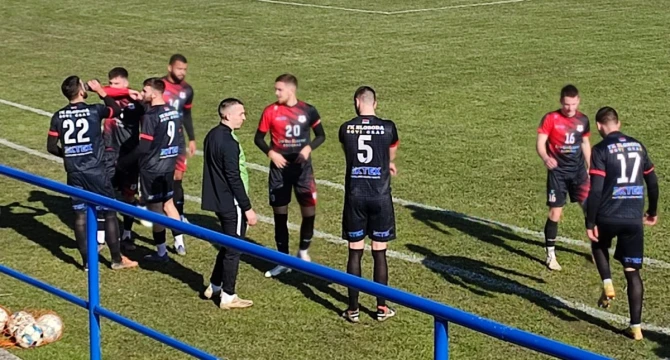 Fudbaleri Slobode na poluvremenu