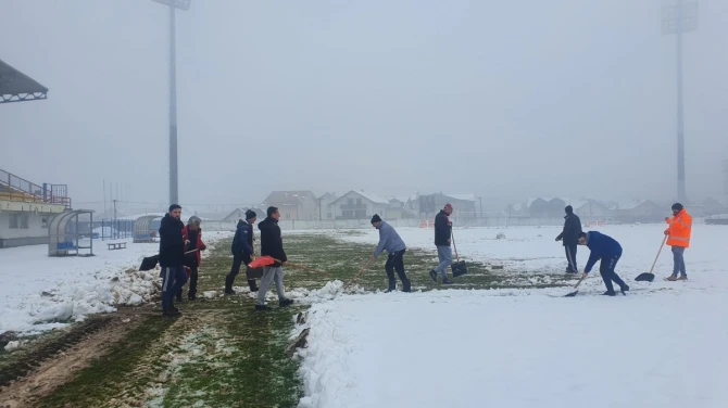 Uklanjanje snijega sa terena