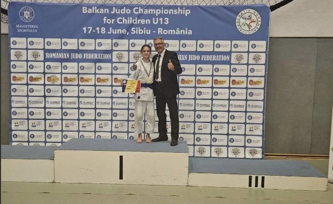 Marija Simanić počistila rivalke