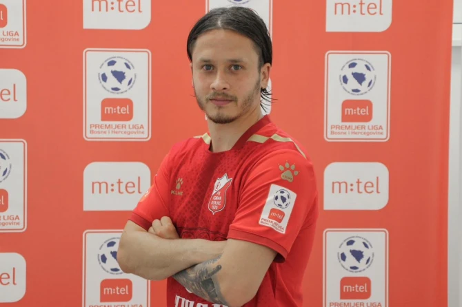Velizar Janketić