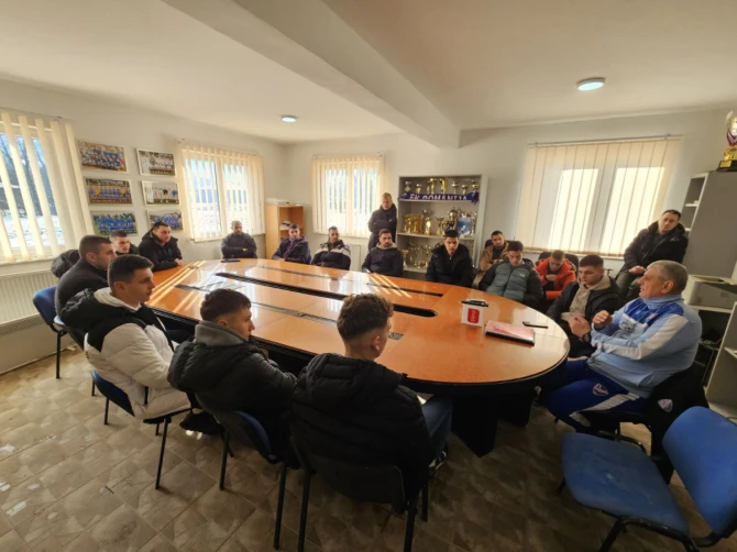 Gutović izvršio prozivku/ Foto: FK Romanija
