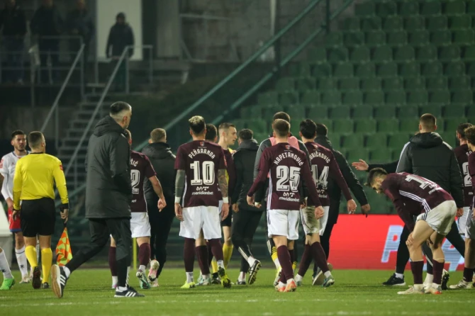 Trenutak ataka na sudiju Matea Musu FOTO: FK Borac/N. Kulaga