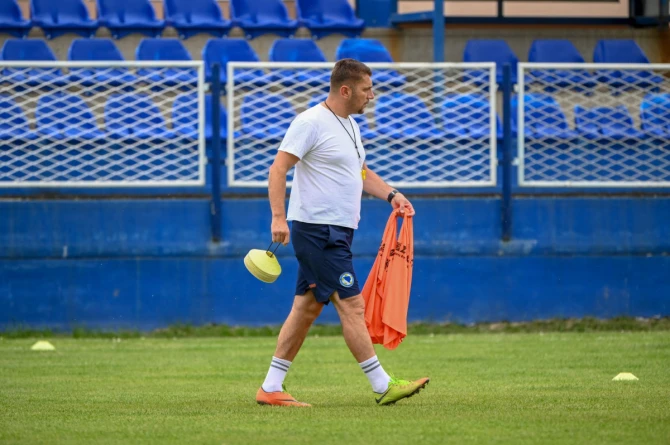 Kokot zadovoljan pripremama/ Vasilije Marković