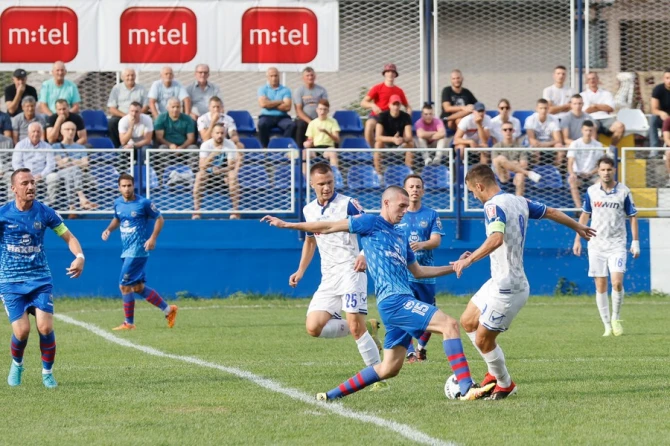 Gavrić nosio dres Radnika (25)