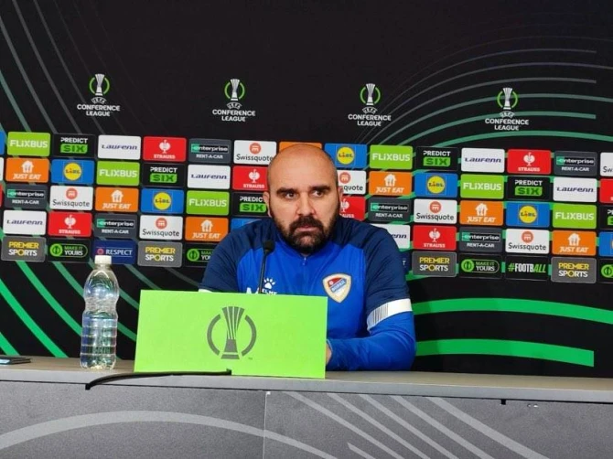 Mladen Žižović na press konferenciji u Dablinu FOTO: G. Arbutina
