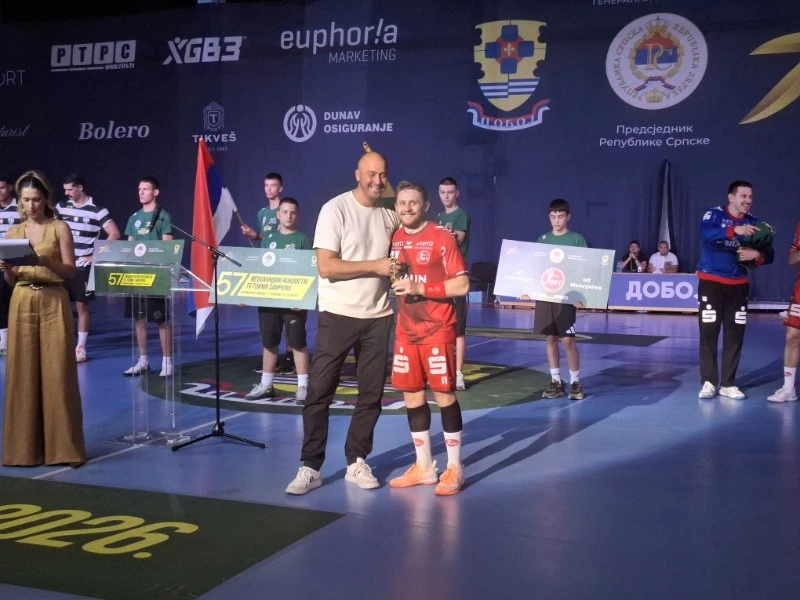 Medjunarodni Rukometni Tv Turnir Sampiona Doboj Izabrana Najbolja Postava Nebojsa Simic Najbo