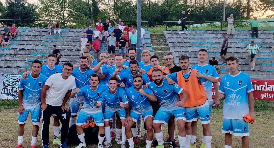 Fudbaleri Mladosti iz Soline nakon pobjede protiv Rudara Bukinje. FOTO: Fejsbuk FK Mladost Solina