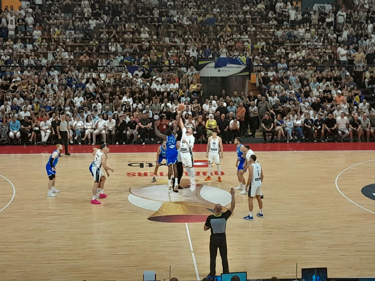 Bih Srusila Italiju U Grotlu Mejdana Nurkic Predvodio Zmajeve Do Istorijske Pobjede I Povratka U Bor