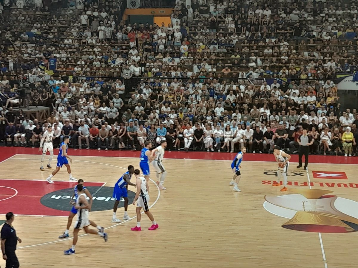 Bih Srusila Italiju U Grotlu Mejdana Nurkic Predvodio Zmajeve Do Istorijske Pobjede I Povratka U Bor