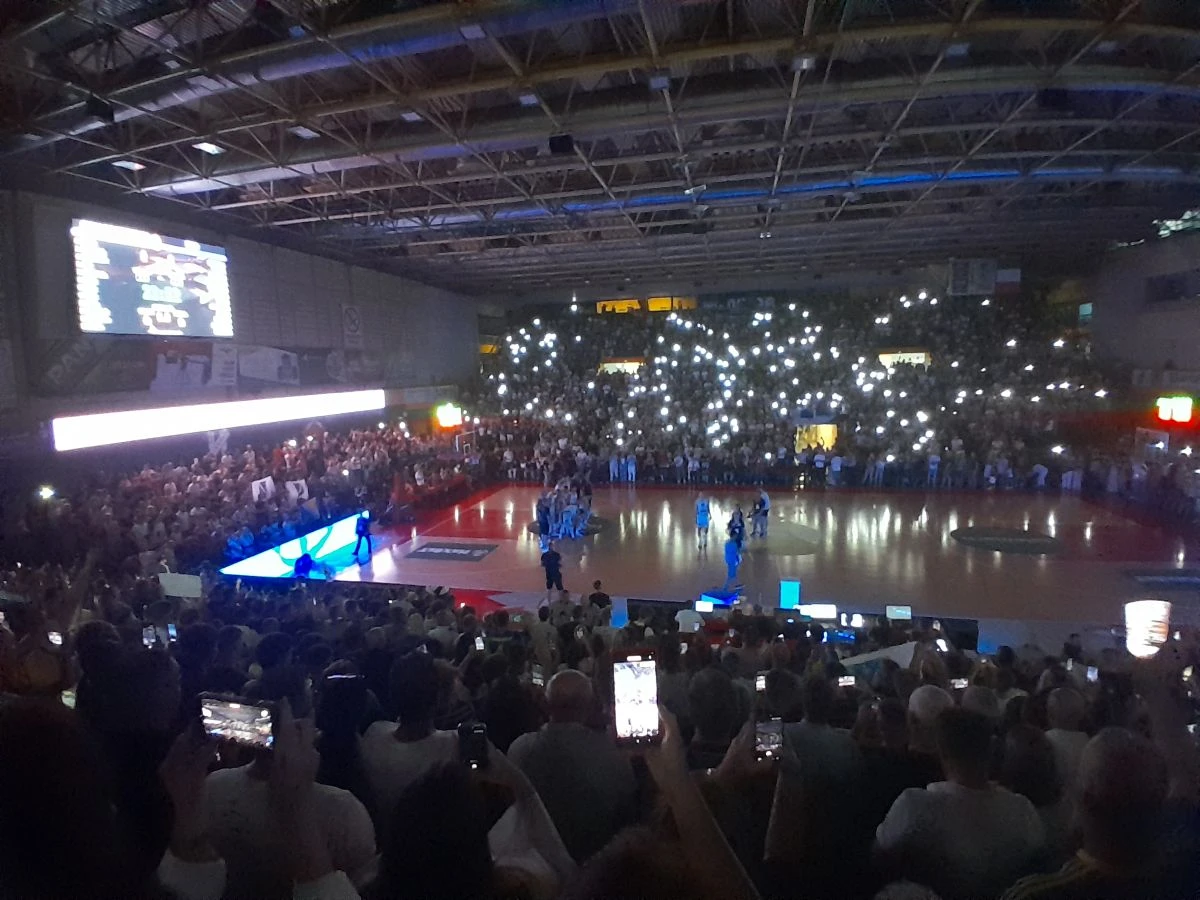 Bih Srusila Italiju U Grotlu Mejdana Nurkic Predvodio Zmajeve Do Istorijske Pobjede I Povratka U Bor