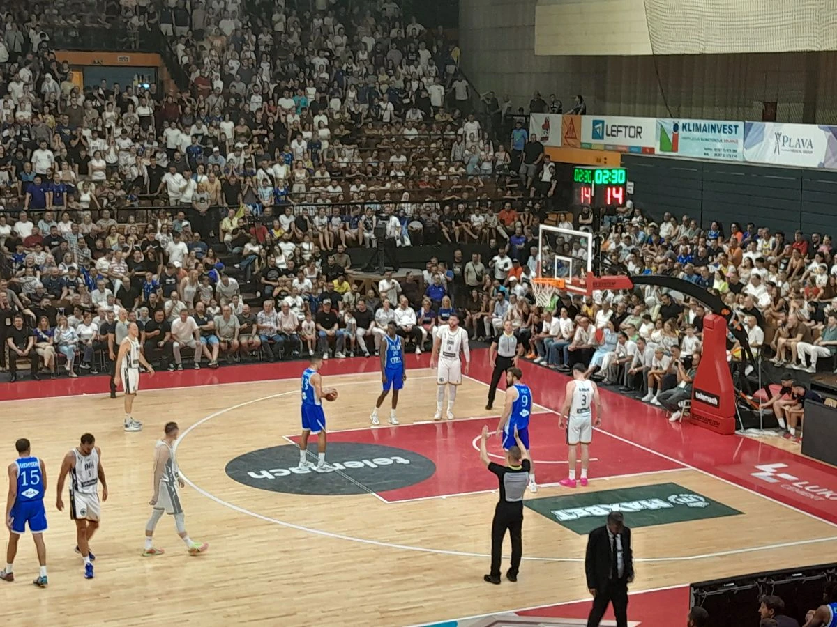 Bih Srusila Italiju U Grotlu Mejdana Nurkic Predvodio Zmajeve Do Istorijske Pobjede I Povratka U Bor