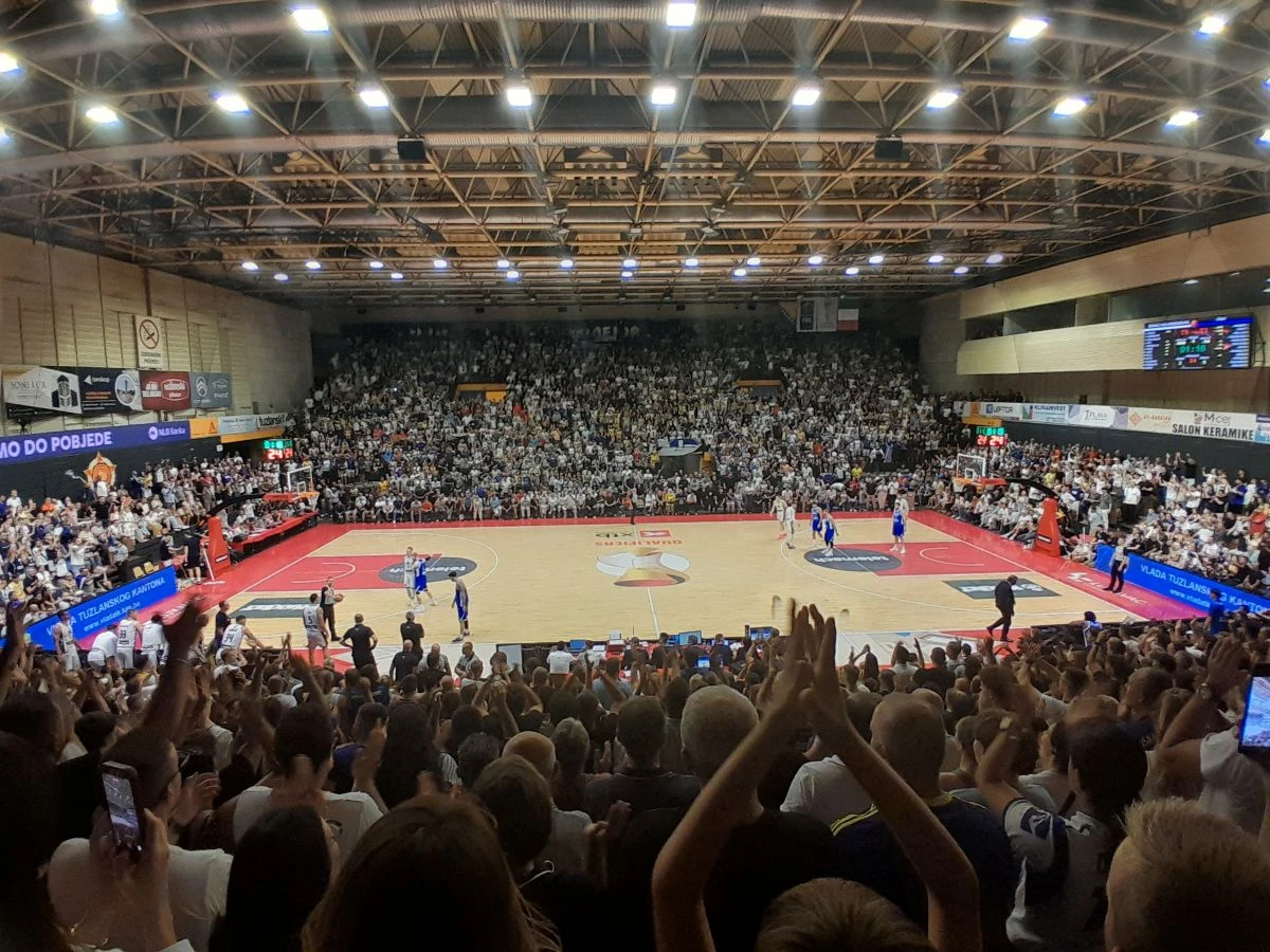 Bih Srusila Italiju U Grotlu Mejdana Nurkic Predvodio Zmajeve Do Istorijske Pobjede I Povratka U Bor