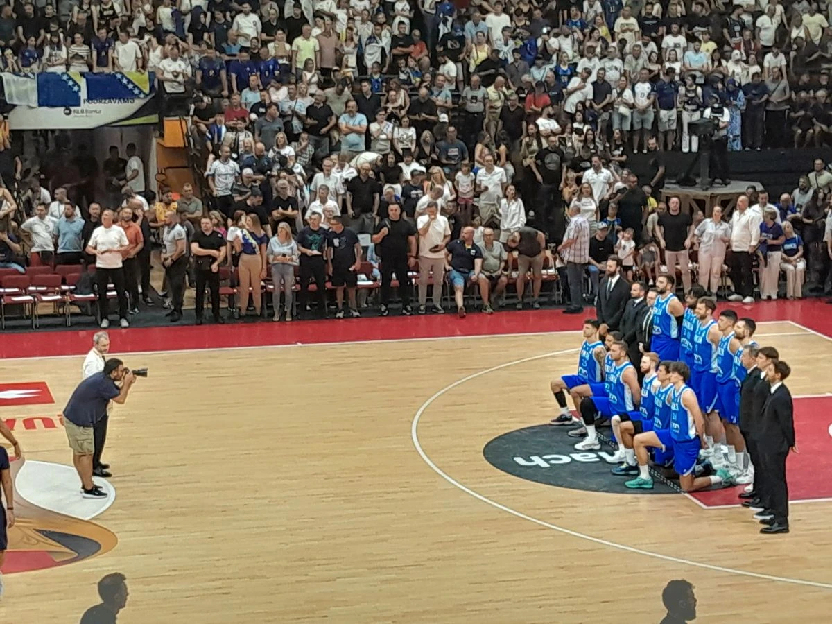 Bih Srusila Italiju U Grotlu Mejdana Nurkic Predvodio Zmajeve Do Istorijske Pobjede I Povratka U Bor