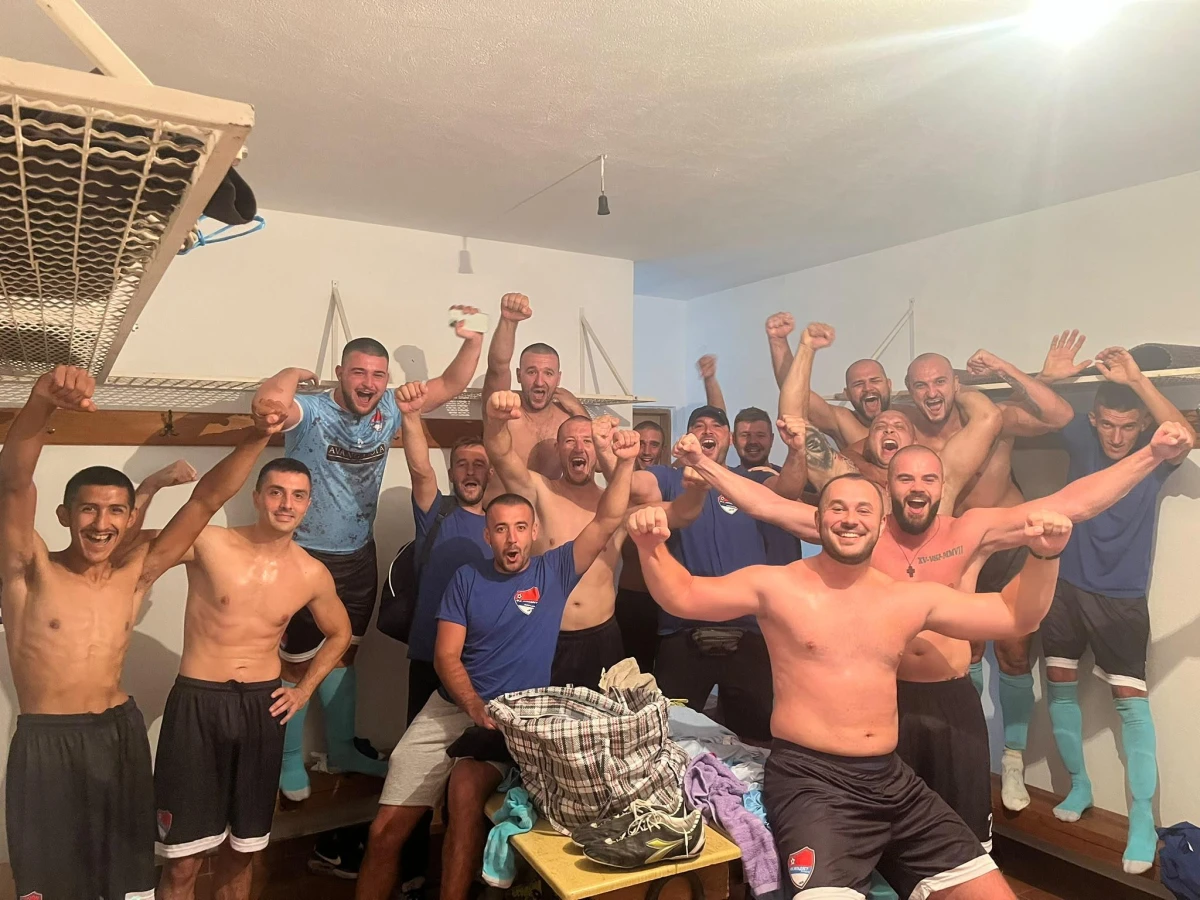 Kakva Mladost Strasna Mladost