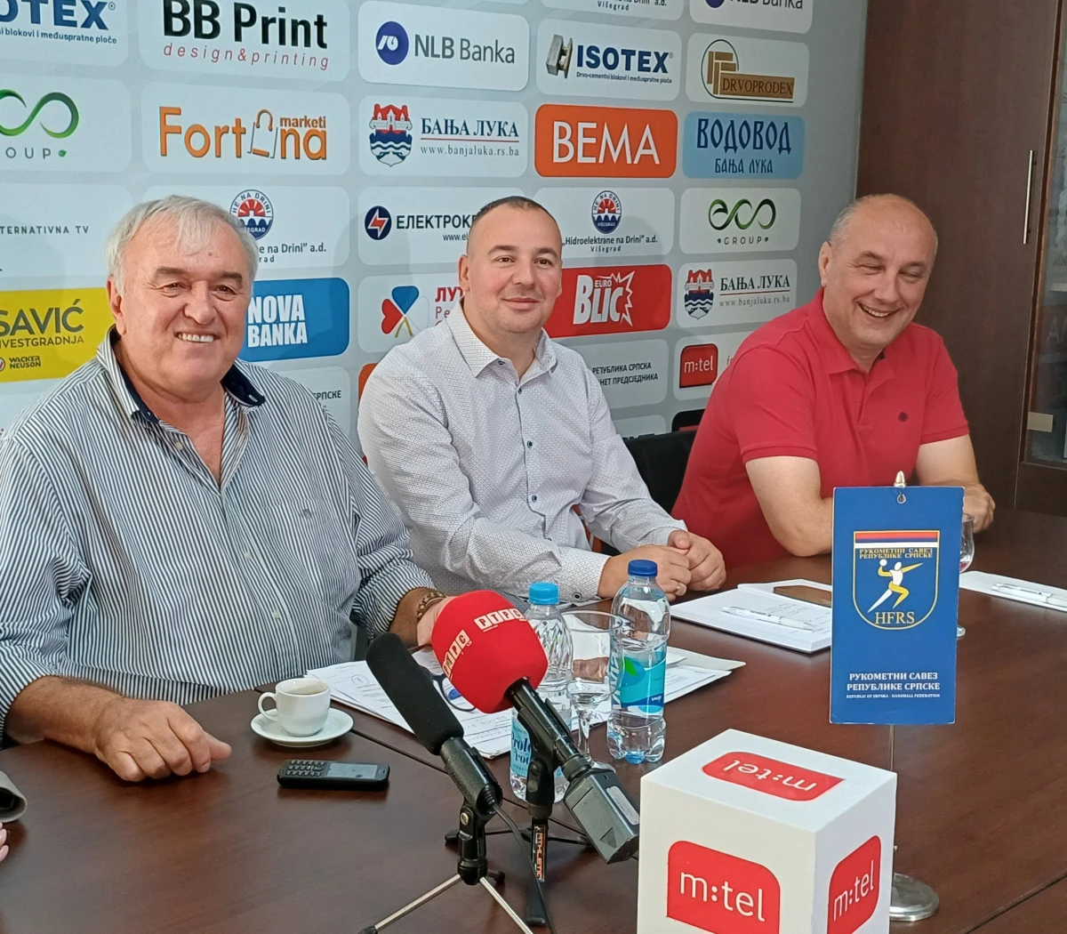 U Rs Srpske Crvenim Podvucen Septembar