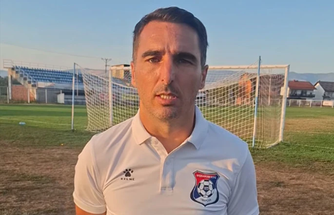Majkicu Pao Kamen Sa Srca Teska Utakmica Sa Strane Psiholoskog Pritiska