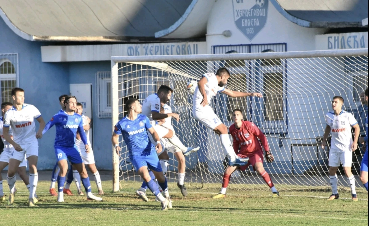 Foto: Vaso Ljubenko