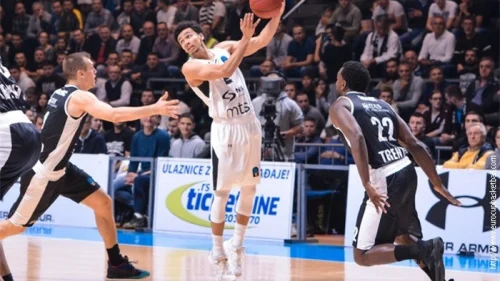Partizan dobio Trento