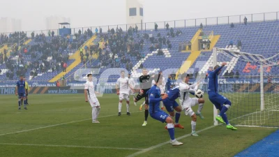 (VIDEO) I Široki savladao Željezničar, Dragan Petrović dosudio novi komičan penal u Premijer ligi, BH Telecom Premijer liga