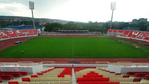 Rukovodstvo i stručni štab Omladinske škole napuštaju Radnički