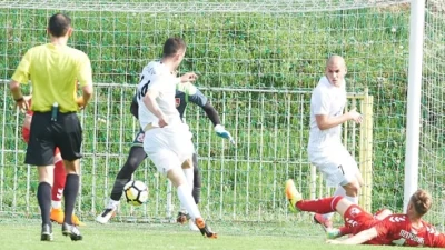 Čukarički poražen od Radničkog, meč obeležili penal i tri crvena kartona!
