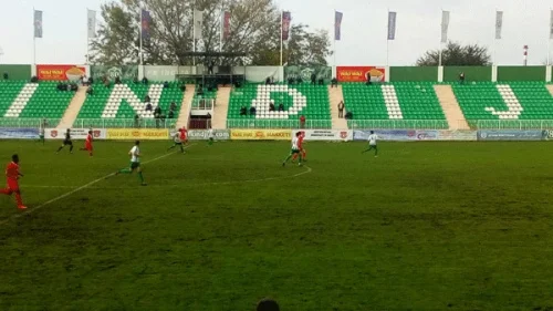 Doterivanje Gradskog stadiona u Inđiji