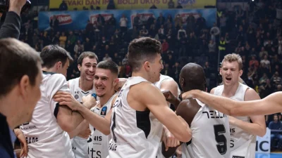 Trinkijeri  s Partizanom na pravom putu