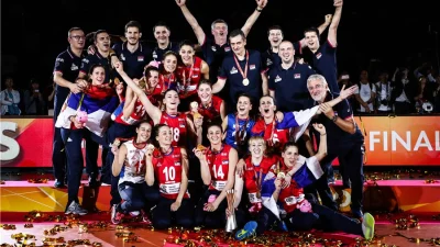 Odbojkašice sa Poljskom, odbojkaši sa Italijom u borbi za OI