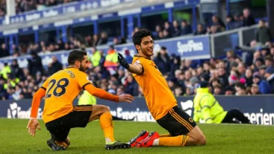 PL: Pobjede Vulvsa, Sparsa, Čelsija, gol Milivojevića, Engleska: Premier League