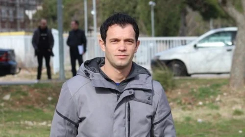 Trebinjac Kineze uči fudbalu