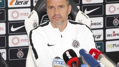 Oglasio se Bata Mirković, Superliga Srbije