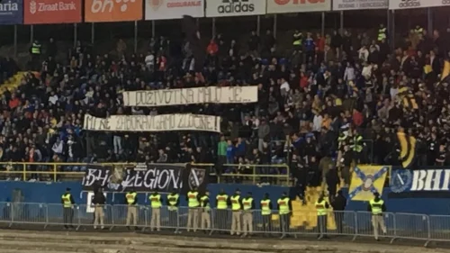 UEFA će sigurno reagovati: Politički transparent na Grbavici o Radovanu Karadžiću