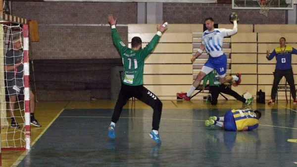 Navijači Gračanice pomažu liječenje Marine Vujinović, Premijer liga BiH