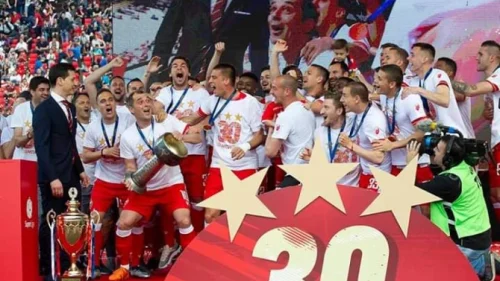 Nebo se otvorilo na šampionskoj proslavi