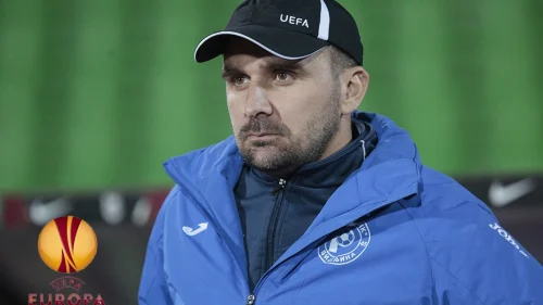 Radnik mjenja plan priprema