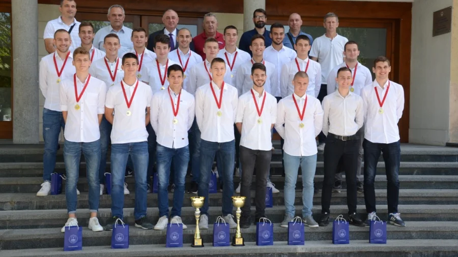Đaković pozdravio šampione, Omladinska liga BiH "Zapad" JUNIORI 18/19