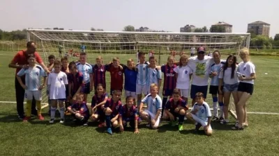 „Mali šampioni“ zaigrali na turniru u Srbiji: Gostovali kod FK „Voja Gačić“