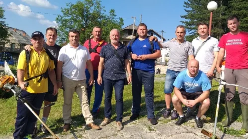 Vlasenički veterani složni i van terena