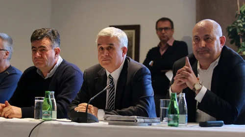 Mile Kovačević traži uporište u Sarajevu, Zlatko Krbanjević: drma mu se stolica